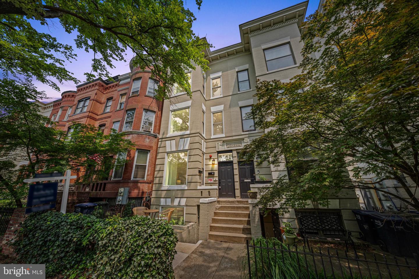 131 11 ST NE #1, WASHINGTON, District Of Columbia 20002, 2 Bedrooms Bedrooms, 4 Rooms Rooms,1 BathroomBathrooms,Residential,For sale,131 11 ST NE #1,DCDC2208546 MLS # DCDC2208546