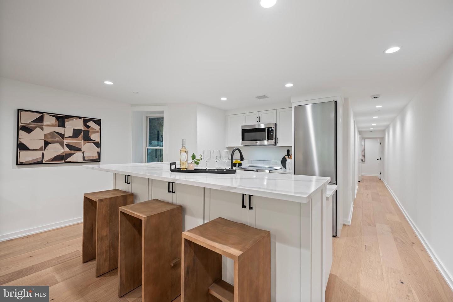131 11 ST NE #1, WASHINGTON, District Of Columbia 20002, 2 Bedrooms Bedrooms, 4 Rooms Rooms,1 BathroomBathrooms,Residential,For sale,131 11 ST NE #1,DCDC2208546 MLS # DCDC2208546