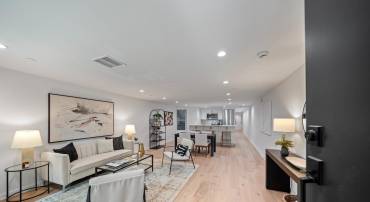 131 11 ST NE #1, WASHINGTON, District Of Columbia 20002, 2 Bedrooms Bedrooms, 4 Rooms Rooms,1 BathroomBathrooms,Residential,For sale,131 11 ST NE #1,DCDC2208546 MLS # DCDC2208546