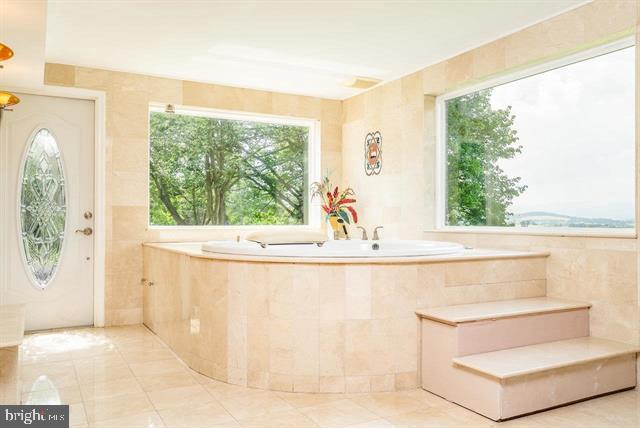 7600 TALL CEDARS LN, BRIDGEWATER, Virginia 22812, 4 Bedrooms Bedrooms, ,3 BathroomsBathrooms,Residential,For sale,7600 TALL CEDARS LN,VARO2002418 MLS # VARO2002418
