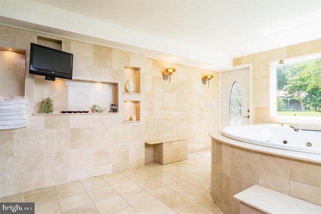 7600 TALL CEDARS LN, BRIDGEWATER, Virginia 22812, 4 Bedrooms Bedrooms, ,3 BathroomsBathrooms,Residential,For sale,7600 TALL CEDARS LN,VARO2002418 MLS # VARO2002418