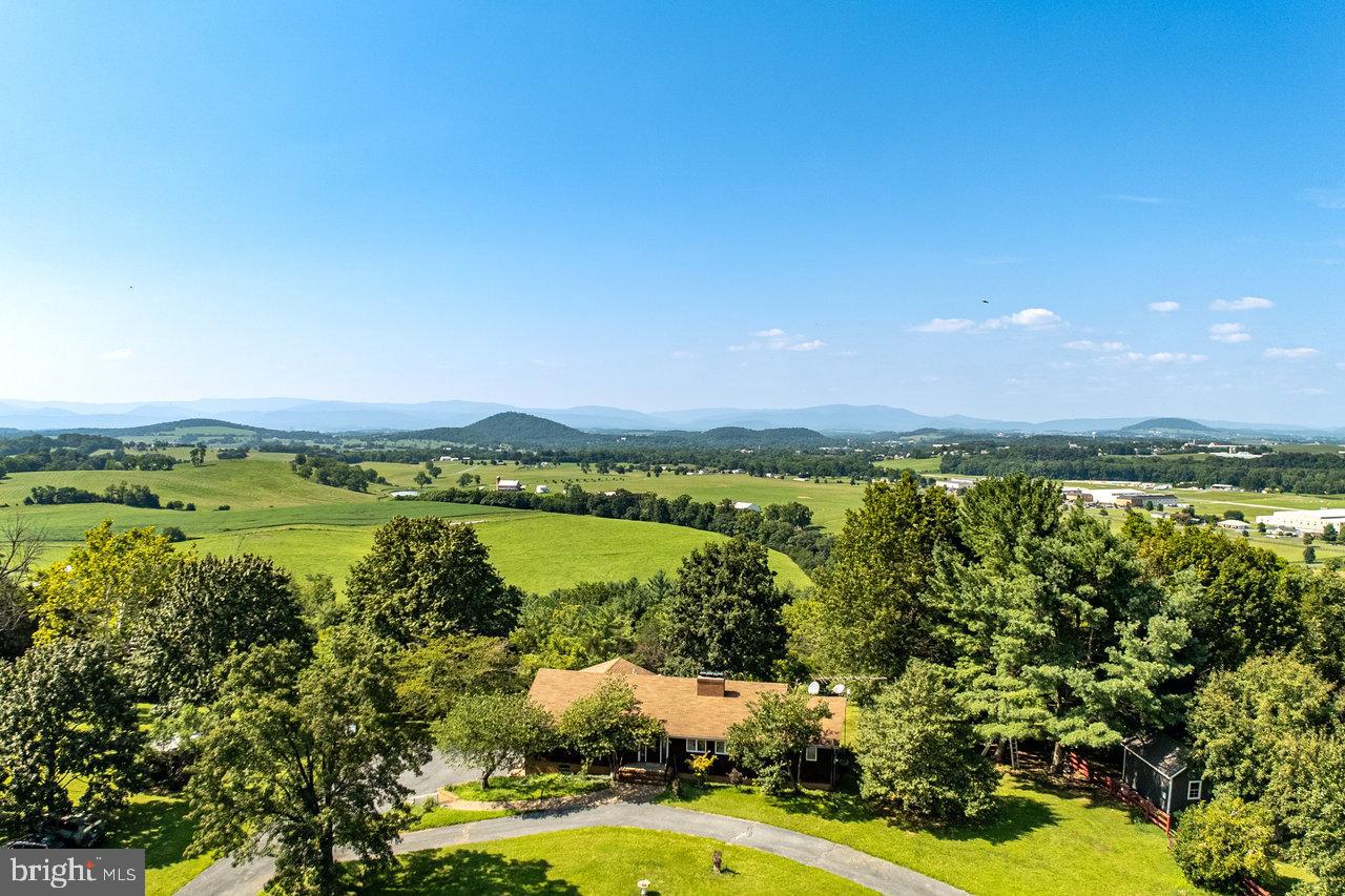 7600 TALL CEDARS LN, BRIDGEWATER, Virginia 22812, 4 Bedrooms Bedrooms, ,3 BathroomsBathrooms,Residential,For sale,7600 TALL CEDARS LN,VARO2002418 MLS # VARO2002418