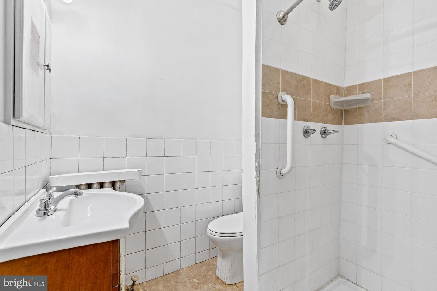 5506 8TH ST NW, WASHINGTON, District Of Columbia 20011, 3 Bedrooms Bedrooms, ,2 BathroomsBathrooms,Residential,For sale,5506 8TH ST NW,DCDC2208570 MLS # DCDC2208570