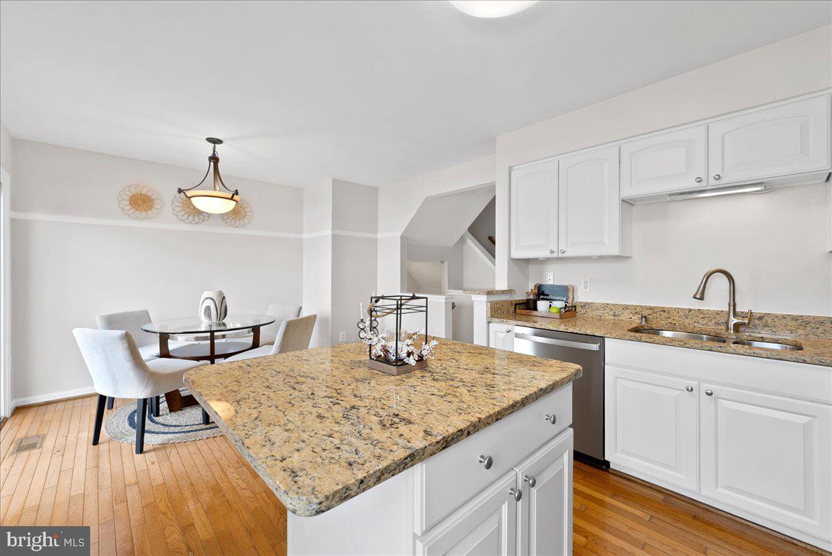 14344 PAPILION WAY, CENTREVILLE, Virginia 20121, 3 Bedrooms Bedrooms, ,2 BathroomsBathrooms,Residential,For sale,14344 PAPILION WAY,VAFX2252834 MLS # VAFX2252834