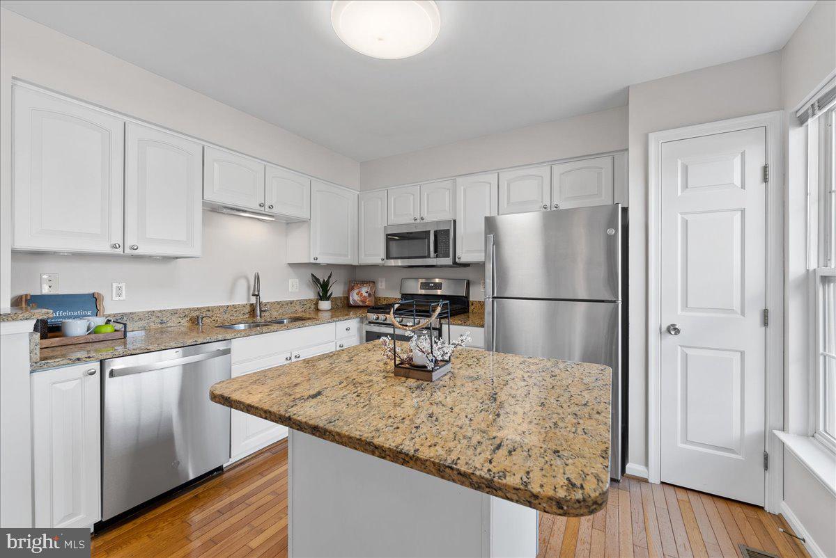 14344 PAPILION WAY, CENTREVILLE, Virginia 20121, 3 Bedrooms Bedrooms, ,2 BathroomsBathrooms,Residential,For sale,14344 PAPILION WAY,VAFX2252834 MLS # VAFX2252834