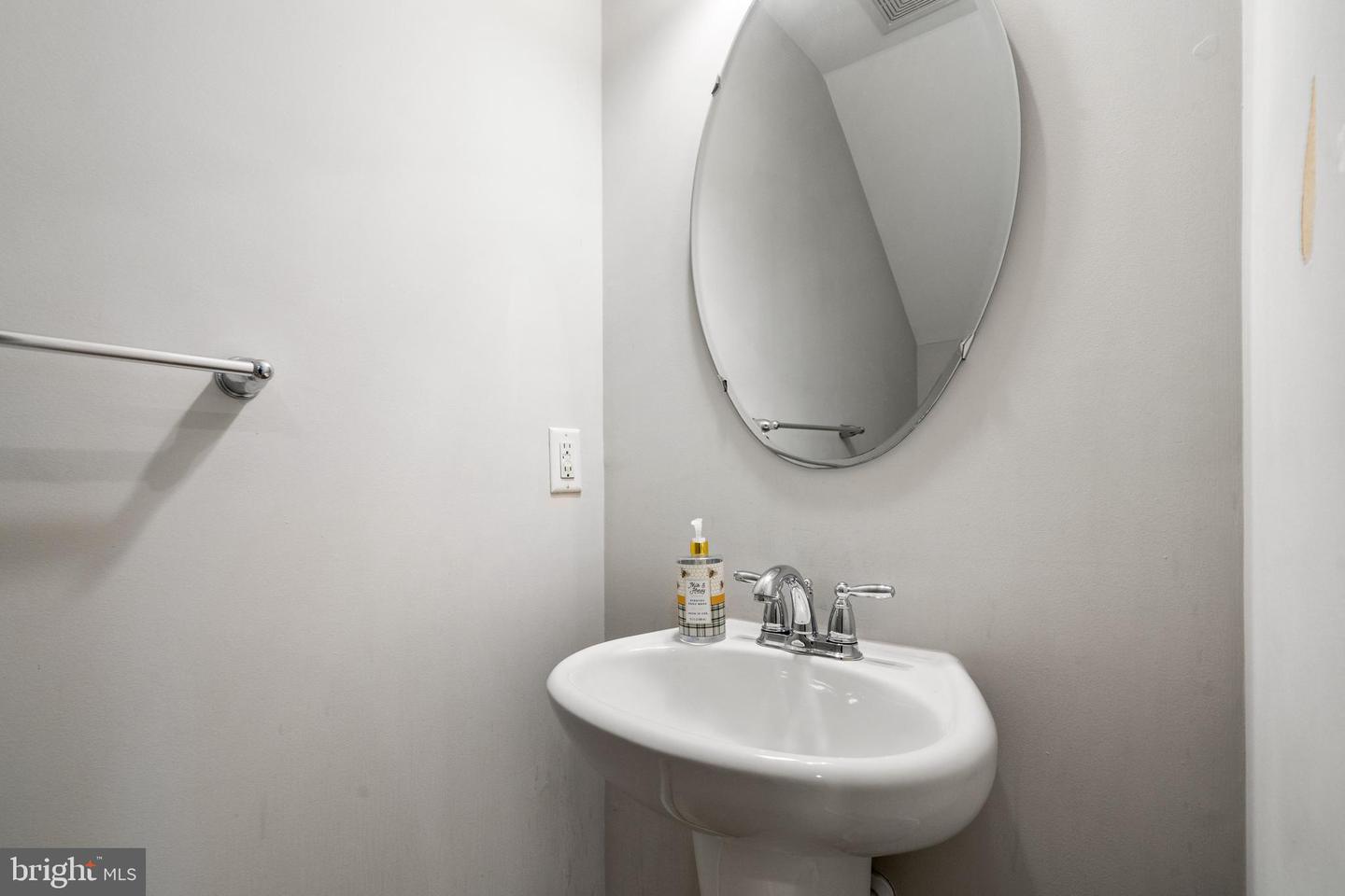 2593 EASTBOURNE DR, WOODBRIDGE, Virginia 22191, 3 Bedrooms Bedrooms, ,2 BathroomsBathrooms,Residential,For sale,2593 EASTBOURNE DR,VAPW2098328 MLS # VAPW2098328