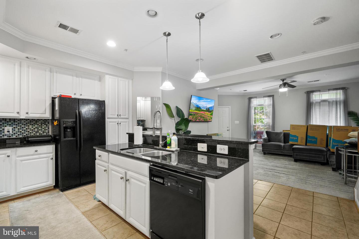 2593 EASTBOURNE DR, WOODBRIDGE, Virginia 22191, 3 Bedrooms Bedrooms, ,2 BathroomsBathrooms,Residential,For sale,2593 EASTBOURNE DR,VAPW2098328 MLS # VAPW2098328
