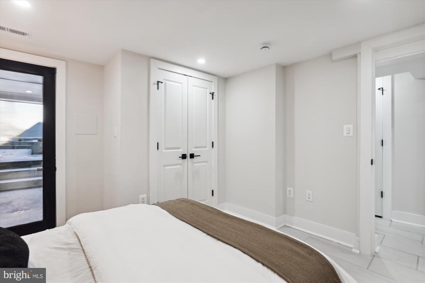 411 DECATUR ST NW, WASHINGTON, District Of Columbia 20011, 4 Bedrooms Bedrooms, ,3 BathroomsBathrooms,Residential,For sale,411 DECATUR ST NW,DCDC2208492 MLS # DCDC2208492