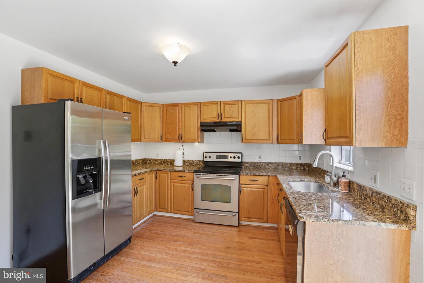 27 FRYE CT, LOVETTSVILLE, Virginia 20180, 3 Bedrooms Bedrooms, ,2 BathroomsBathrooms,Residential,For sale,27 FRYE CT,VALO2100892 MLS # VALO2100892