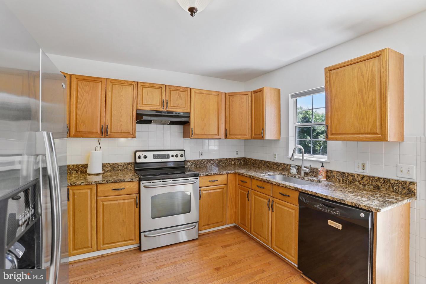 27 FRYE CT, LOVETTSVILLE, Virginia 20180, 3 Bedrooms Bedrooms, ,2 BathroomsBathrooms,Residential,For sale,27 FRYE CT,VALO2100892 MLS # VALO2100892