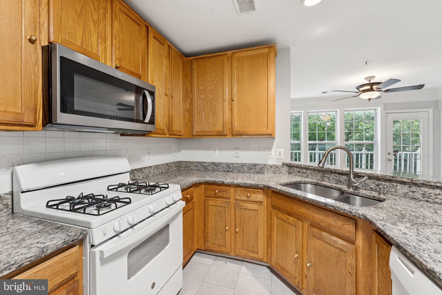 12781 FAIR CREST CT, FAIRFAX, Virginia 22033, 2 Bedrooms Bedrooms, ,2 BathroomsBathrooms,Residential,For sale,12781 FAIR CREST CT,VAFX2252716 MLS # VAFX2252716