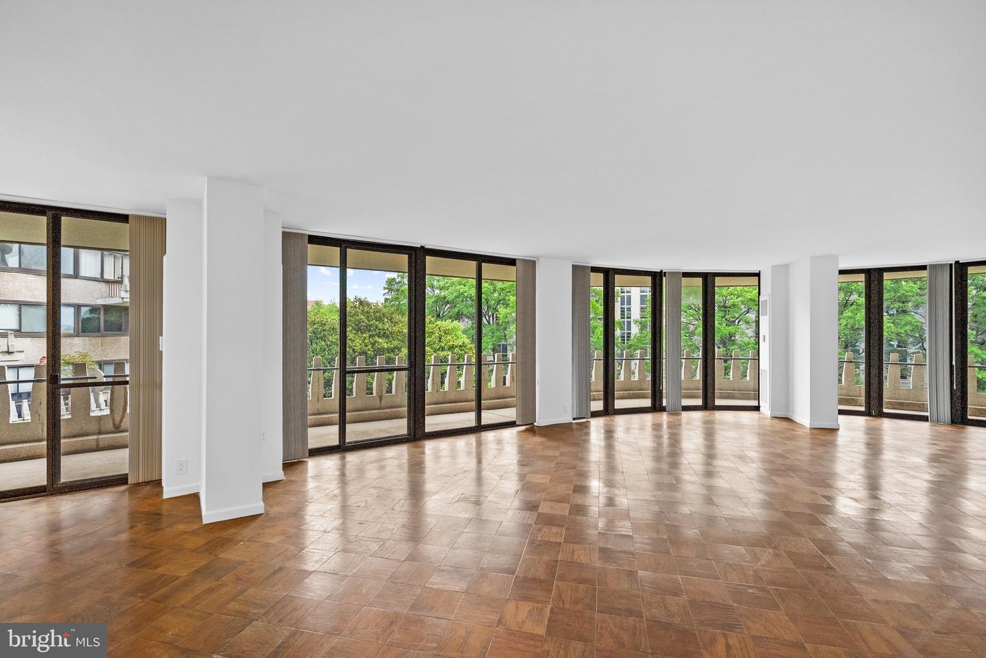 700 NEW HAMPSHIRE AVE NW #617, WASHINGTON, District Of Columbia 20037, 2 Bedrooms Bedrooms, ,2 BathroomsBathrooms,Residential,For sale,700 NEW HAMPSHIRE AVE NW #617,DCDC2185582 MLS # DCDC2185582