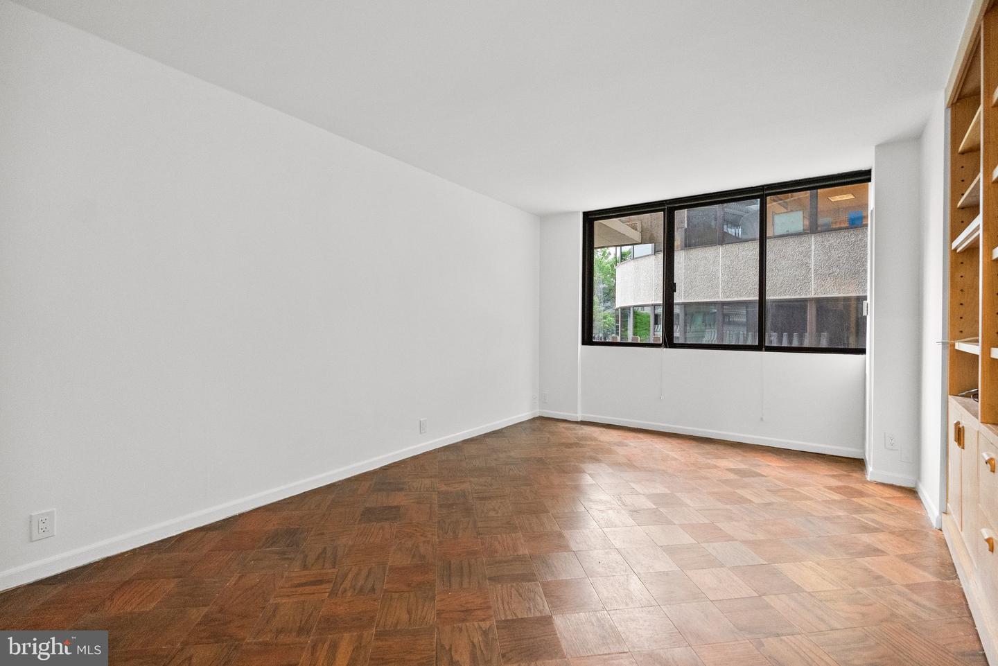 700 NEW HAMPSHIRE AVE NW #617, WASHINGTON, District Of Columbia 20037, 2 Bedrooms Bedrooms, ,2 BathroomsBathrooms,Residential,For sale,700 NEW HAMPSHIRE AVE NW #617,DCDC2185582 MLS # DCDC2185582