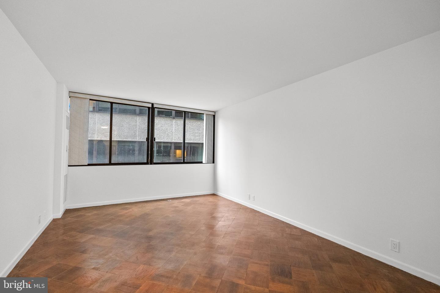 700 NEW HAMPSHIRE AVE NW #617, WASHINGTON, District Of Columbia 20037, 2 Bedrooms Bedrooms, ,2 BathroomsBathrooms,Residential,For sale,700 NEW HAMPSHIRE AVE NW #617,DCDC2185582 MLS # DCDC2185582