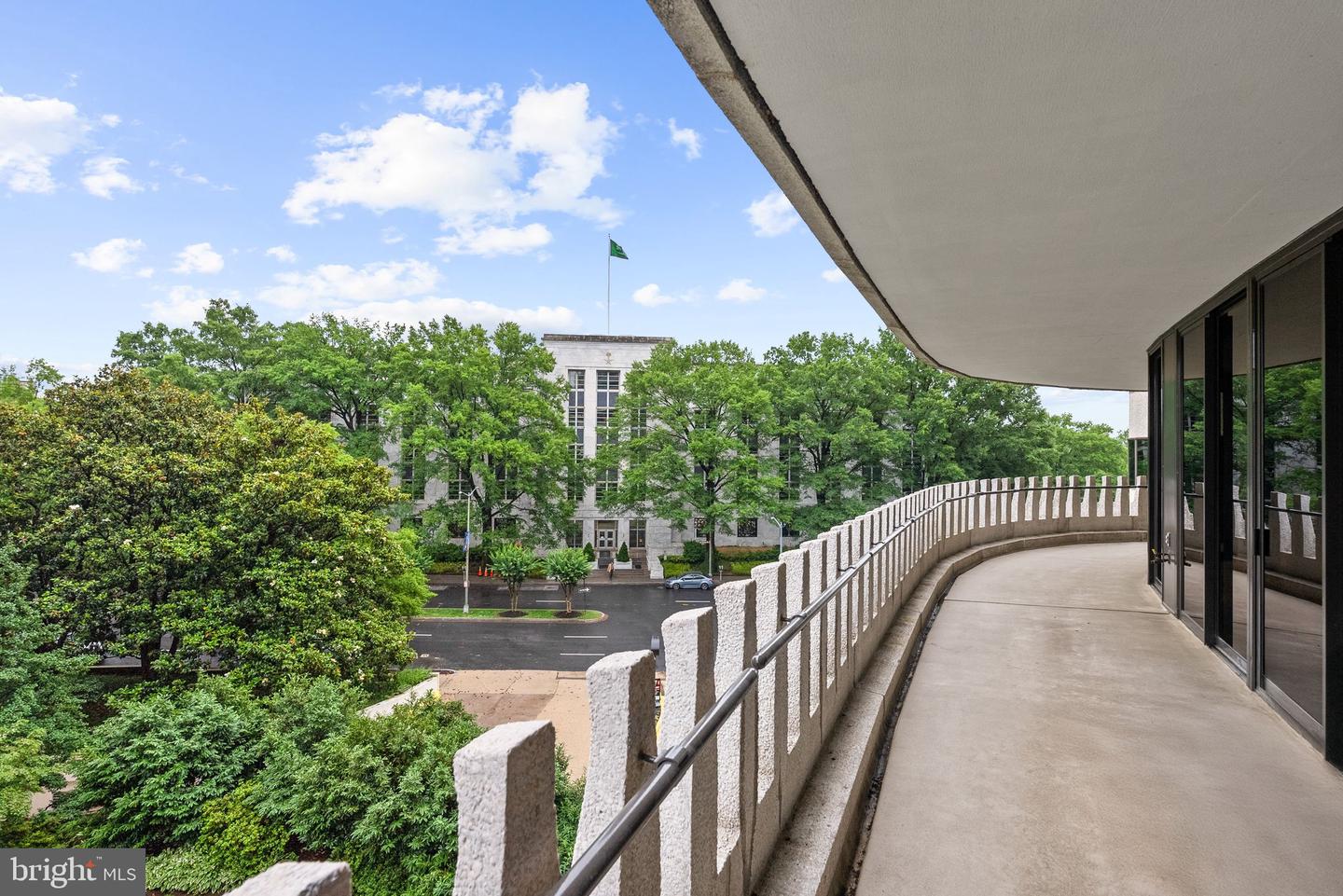 700 NEW HAMPSHIRE AVE NW #617, WASHINGTON, District Of Columbia 20037, 2 Bedrooms Bedrooms, ,2 BathroomsBathrooms,Residential,For sale,700 NEW HAMPSHIRE AVE NW #617,DCDC2185582 MLS # DCDC2185582