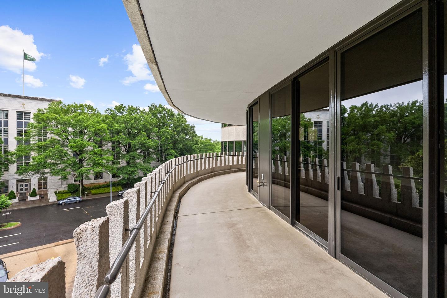 700 NEW HAMPSHIRE AVE NW #617, WASHINGTON, District Of Columbia 20037, 2 Bedrooms Bedrooms, ,2 BathroomsBathrooms,Residential,For sale,700 NEW HAMPSHIRE AVE NW #617,DCDC2185582 MLS # DCDC2185582