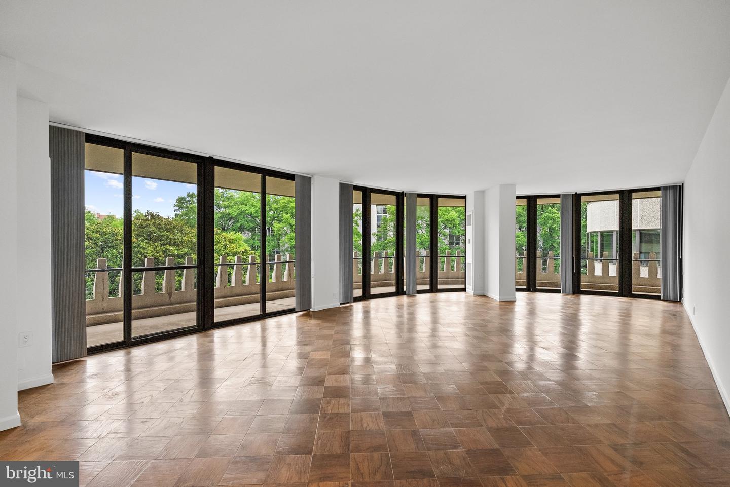 700 NEW HAMPSHIRE AVE NW #617, WASHINGTON, District Of Columbia 20037, 2 Bedrooms Bedrooms, ,2 BathroomsBathrooms,Residential,For sale,700 NEW HAMPSHIRE AVE NW #617,DCDC2185582 MLS # DCDC2185582