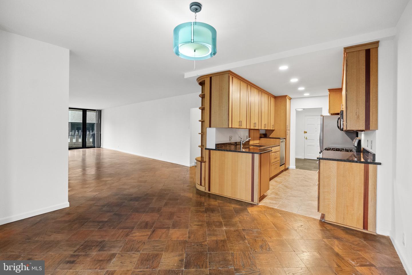 700 NEW HAMPSHIRE AVE NW #617, WASHINGTON, District Of Columbia 20037, 2 Bedrooms Bedrooms, ,2 BathroomsBathrooms,Residential,For sale,700 NEW HAMPSHIRE AVE NW #617,DCDC2185582 MLS # DCDC2185582