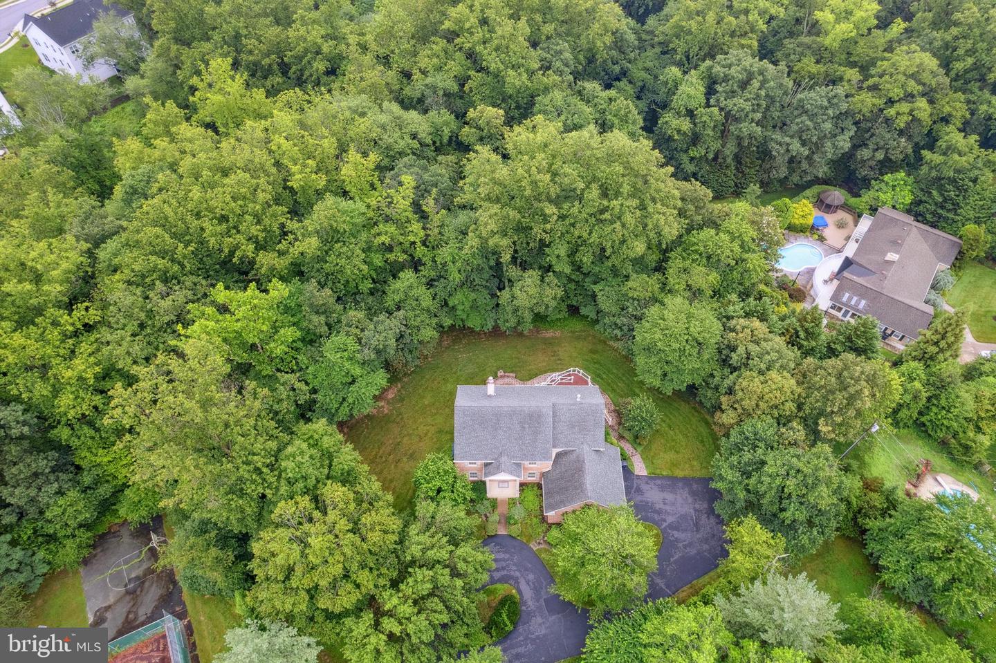 4427 BROOKSIDE DR, ALEXANDRIA, Virginia 22312, 5 Bedrooms Bedrooms, ,3 BathroomsBathrooms,Residential,For sale,4427 BROOKSIDE DR,VAFX2235446 MLS # VAFX2235446