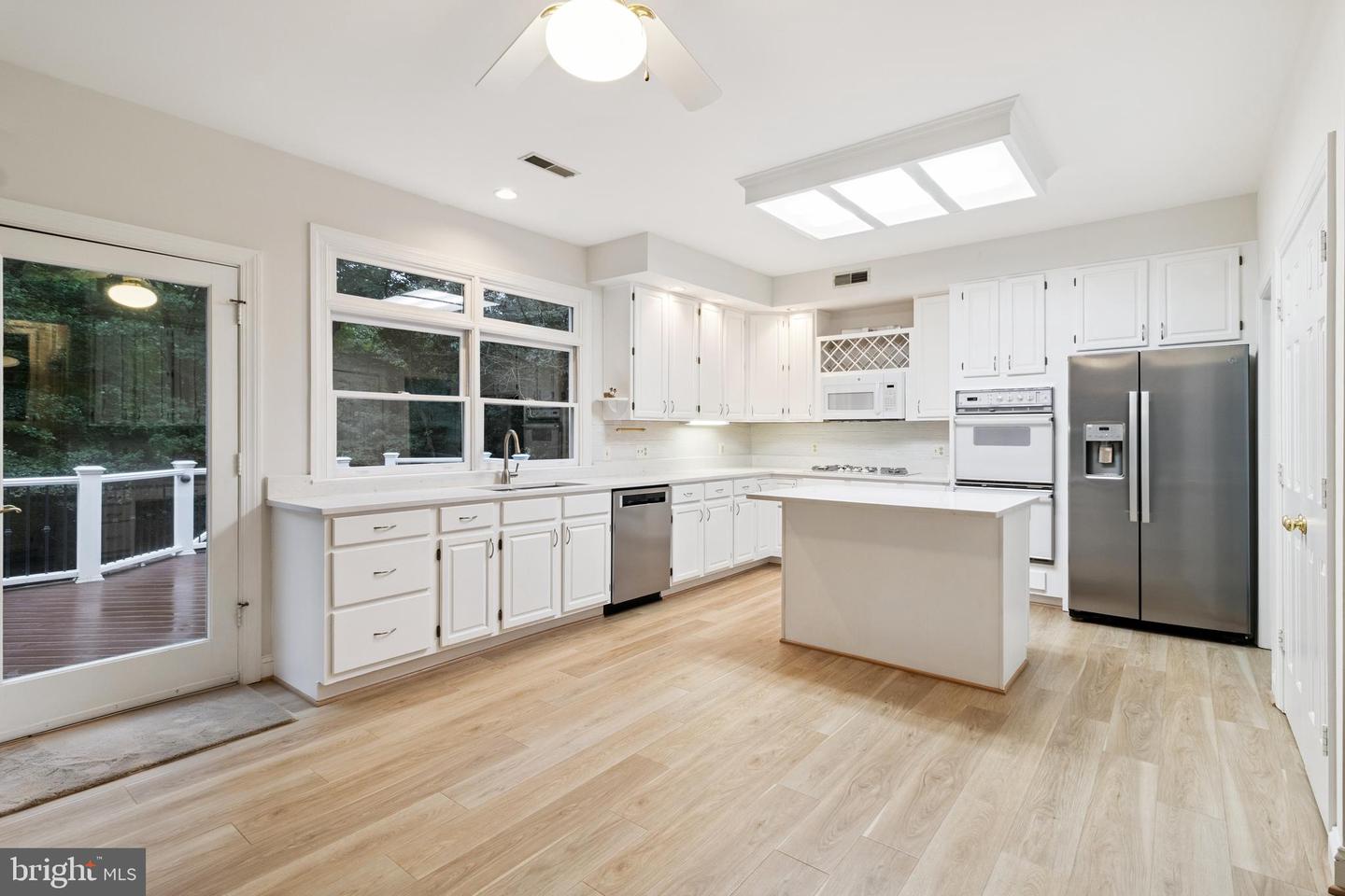 4427 BROOKSIDE DR, ALEXANDRIA, Virginia 22312, 5 Bedrooms Bedrooms, ,3 BathroomsBathrooms,Residential,For sale,4427 BROOKSIDE DR,VAFX2235446 MLS # VAFX2235446