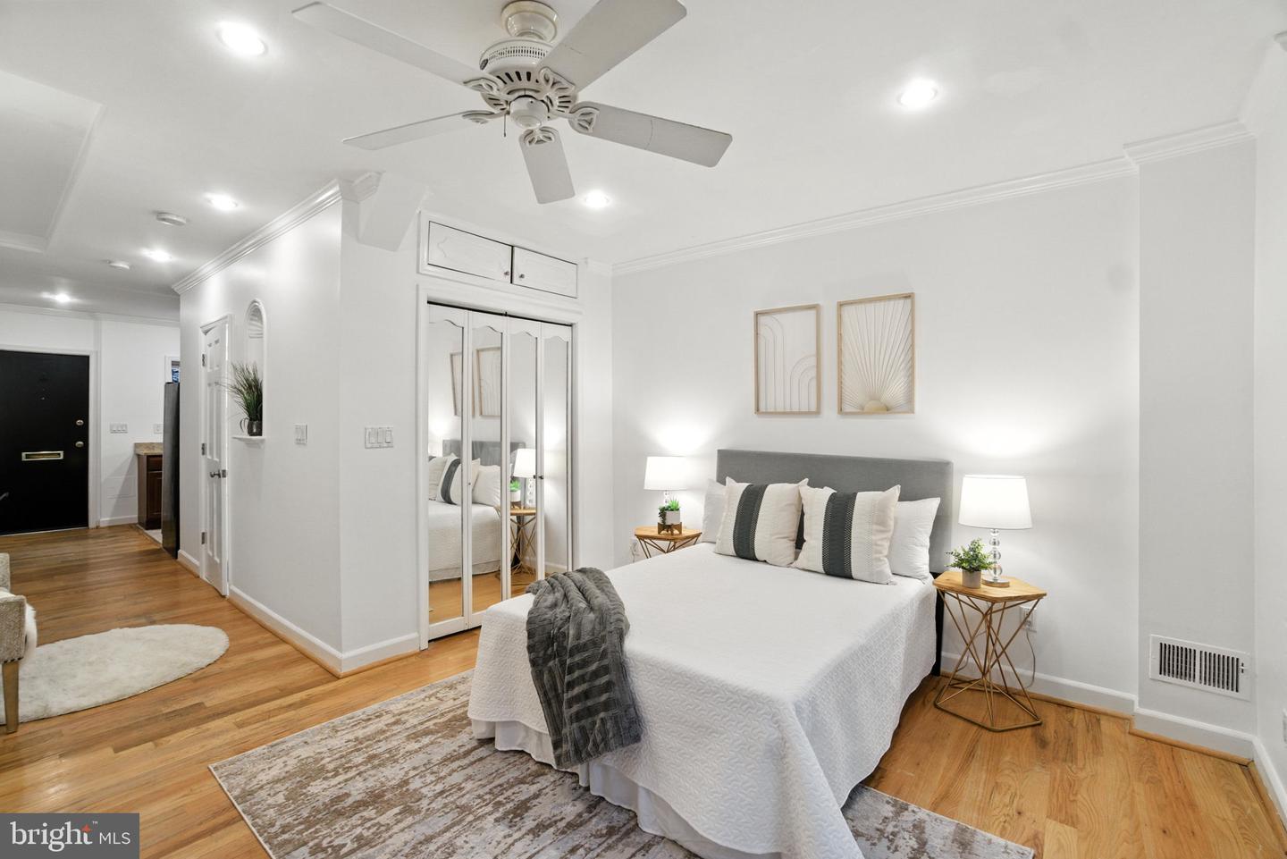 1072 30TH ST NW, WASHINGTON, District Of Columbia 20007, 2 Bedrooms Bedrooms, ,2 BathroomsBathrooms,Residential,For sale,1072 30TH ST NW,DCDC2201630 MLS # DCDC2201630