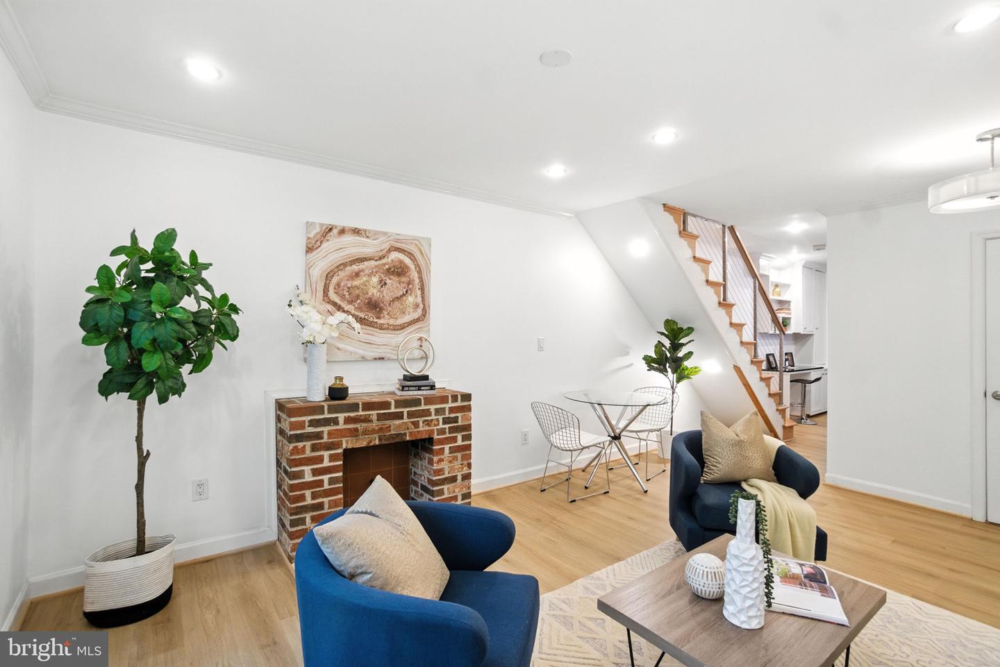 1072 30TH ST NW, WASHINGTON, District Of Columbia 20007, 2 Bedrooms Bedrooms, ,2 BathroomsBathrooms,Residential,For sale,1072 30TH ST NW,DCDC2201630 MLS # DCDC2201630