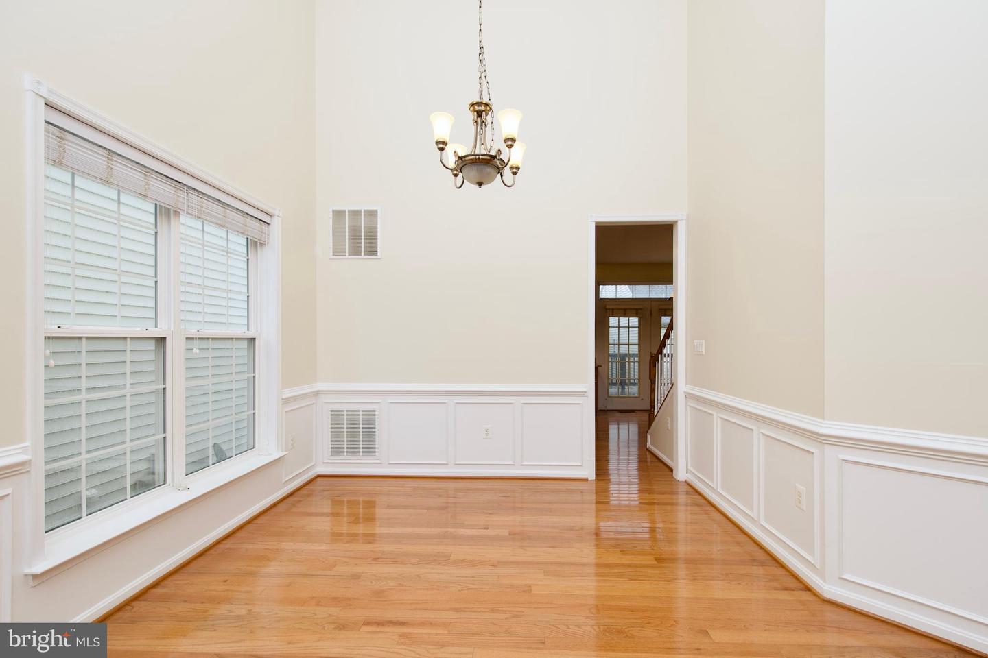 9573 5TH PL, LORTON, Virginia 22079, 4 Bedrooms Bedrooms, ,3 BathroomsBathrooms,Residential,For sale,9573 5TH PL,VAFX2245578 MLS # VAFX2245578