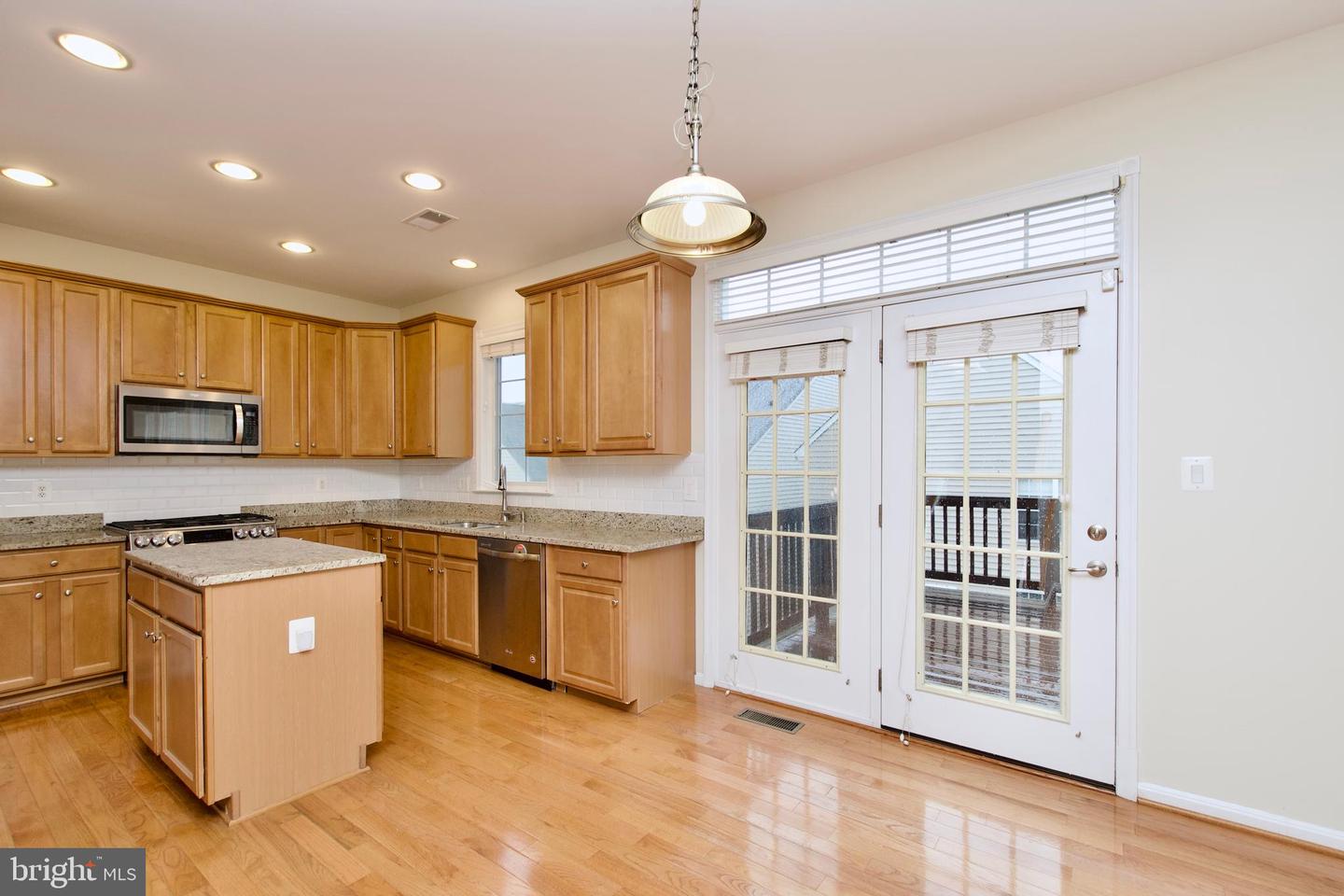 9573 5TH PL, LORTON, Virginia 22079, 4 Bedrooms Bedrooms, ,3 BathroomsBathrooms,Residential,For sale,9573 5TH PL,VAFX2245578 MLS # VAFX2245578