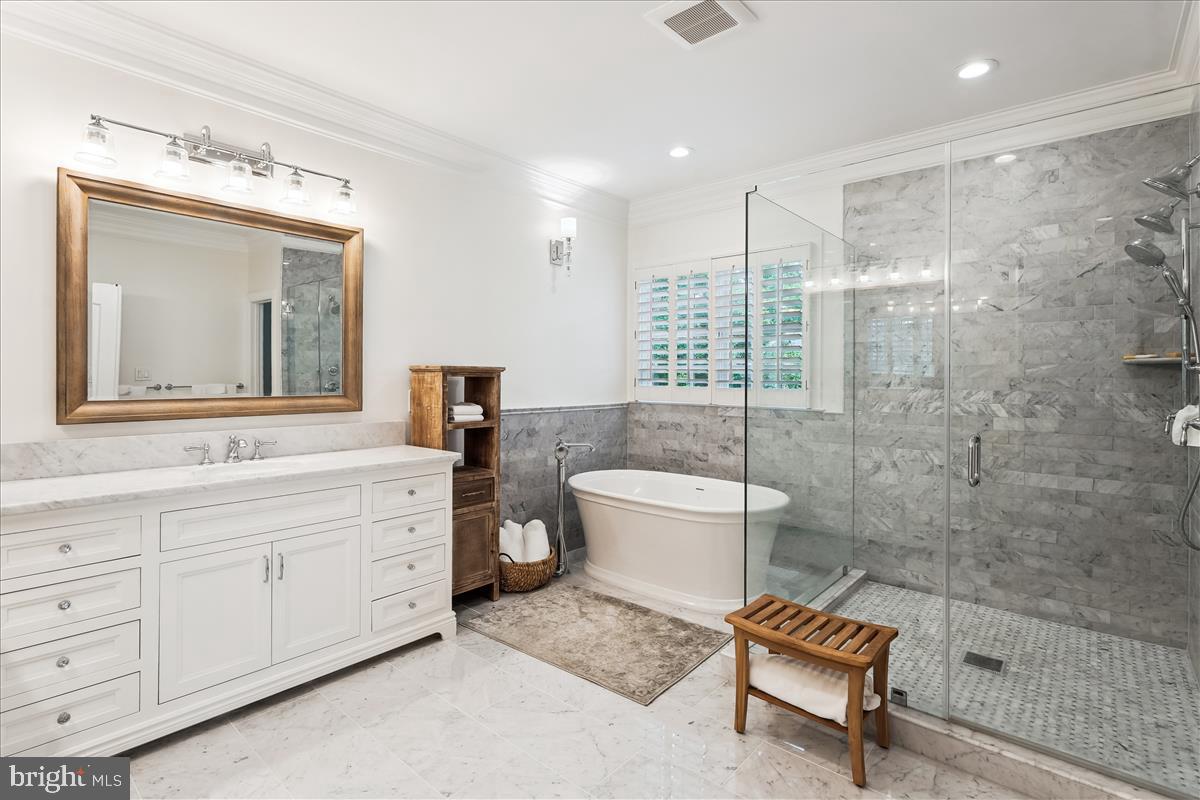 10757 TERKES VW, GREAT FALLS, Virginia 22066, 6 Bedrooms Bedrooms, ,5 BathroomsBathrooms,Residential,For sale,10757 TERKES VW,VAFX2247670 MLS # VAFX2247670