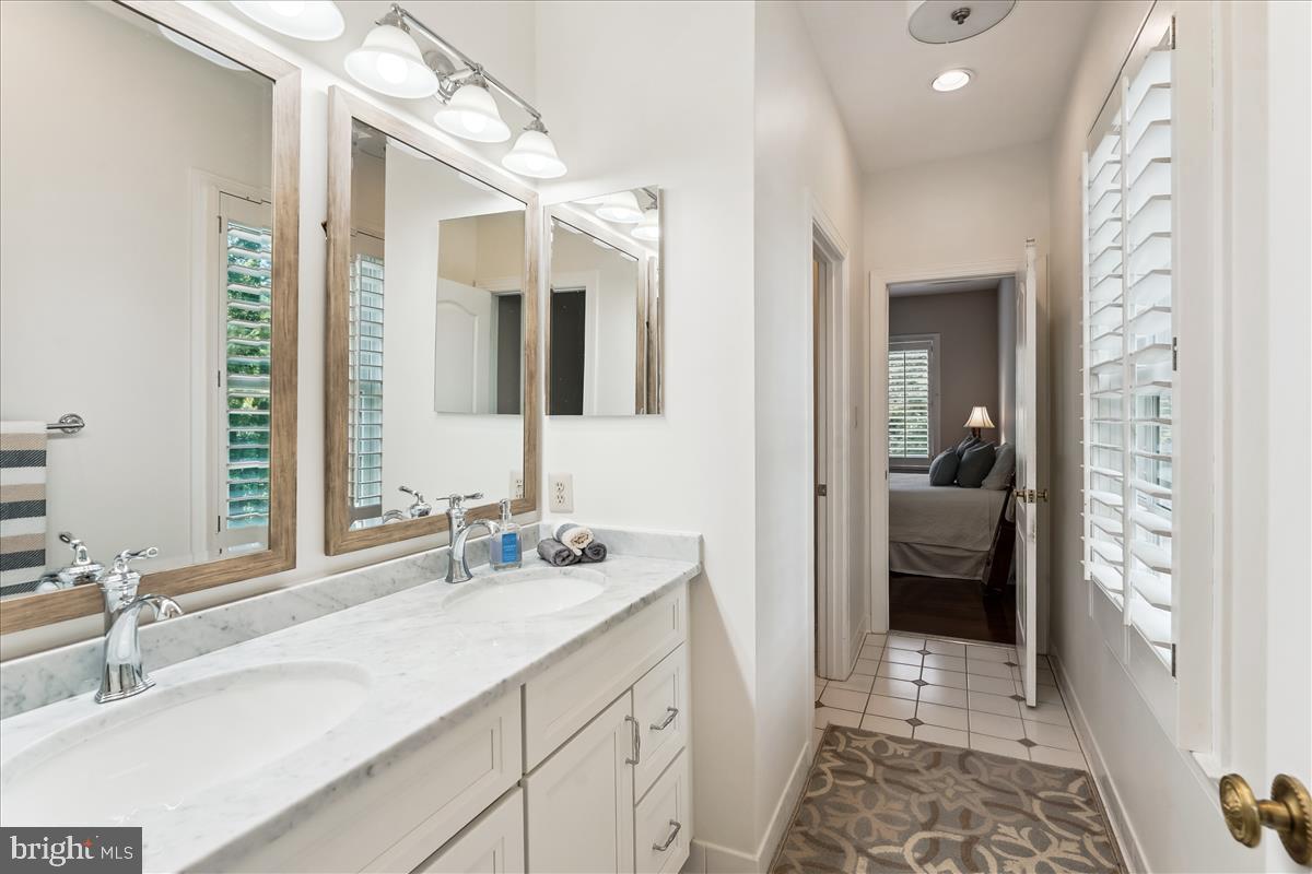 10757 TERKES VW, GREAT FALLS, Virginia 22066, 6 Bedrooms Bedrooms, ,5 BathroomsBathrooms,Residential,For sale,10757 TERKES VW,VAFX2247670 MLS # VAFX2247670