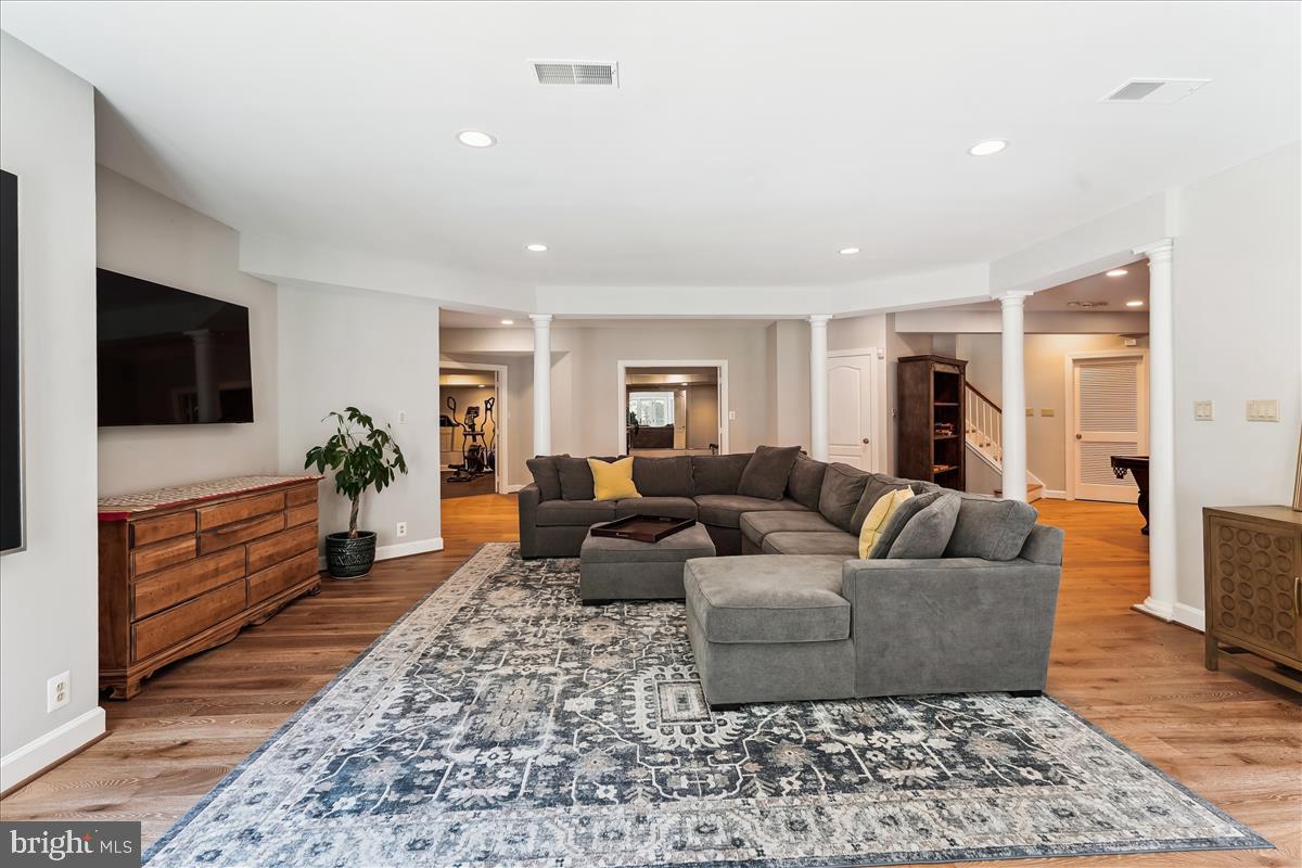 10757 TERKES VW, GREAT FALLS, Virginia 22066, 6 Bedrooms Bedrooms, ,5 BathroomsBathrooms,Residential,For sale,10757 TERKES VW,VAFX2247670 MLS # VAFX2247670