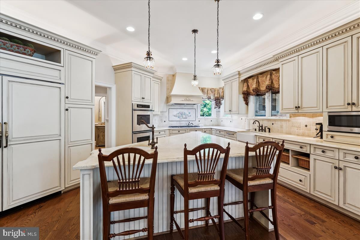 10757 TERKES VW, GREAT FALLS, Virginia 22066, 6 Bedrooms Bedrooms, ,5 BathroomsBathrooms,Residential,For sale,10757 TERKES VW,VAFX2247670 MLS # VAFX2247670