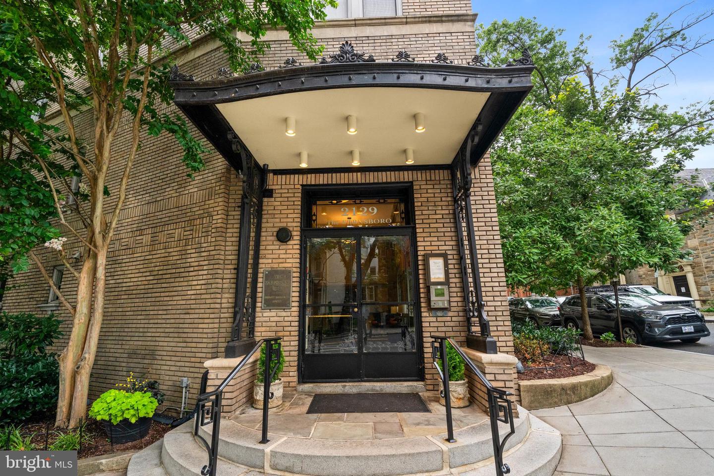 2129 FLORIDA AVE NW #503, WASHINGTON, District Of Columbia 20008, 1 Bedroom Bedrooms, ,1 BathroomBathrooms,Residential,For sale,2129 FLORIDA AVE NW #503,DCDC2206222 MLS # DCDC2206222