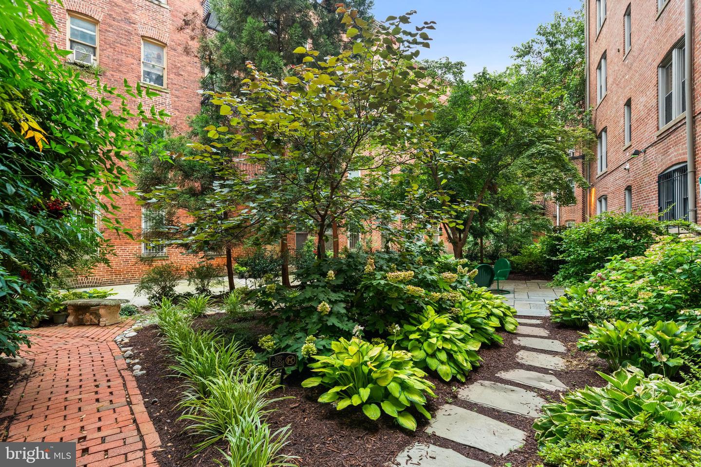 2129 FLORIDA AVE NW #503, WASHINGTON, District Of Columbia 20008, 1 Bedroom Bedrooms, ,1 BathroomBathrooms,Residential,For sale,2129 FLORIDA AVE NW #503,DCDC2206222 MLS # DCDC2206222