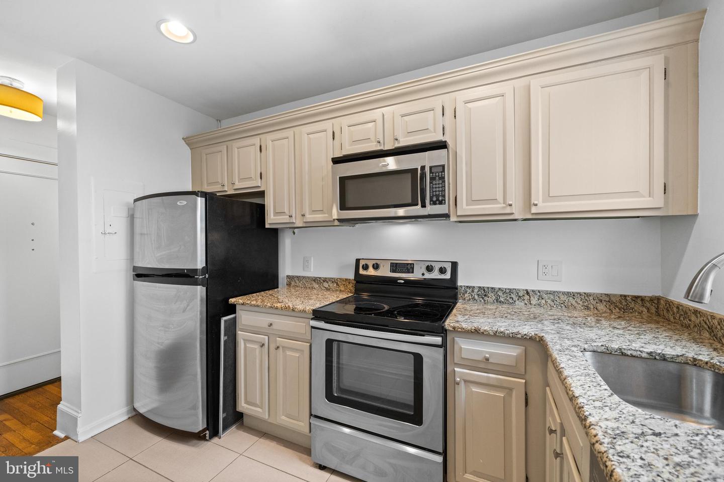 2129 FLORIDA AVE NW #503, WASHINGTON, District Of Columbia 20008, 1 Bedroom Bedrooms, ,1 BathroomBathrooms,Residential,For sale,2129 FLORIDA AVE NW #503,DCDC2206222 MLS # DCDC2206222