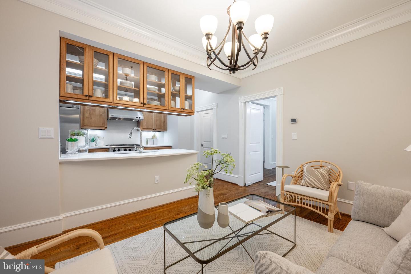 713 S UNION ST, ALEXANDRIA, Virginia 22314, 3 Bedrooms Bedrooms, ,4 BathroomsBathrooms,Residential,For sale,713 S UNION ST,VAAX2046772 MLS # VAAX2046772