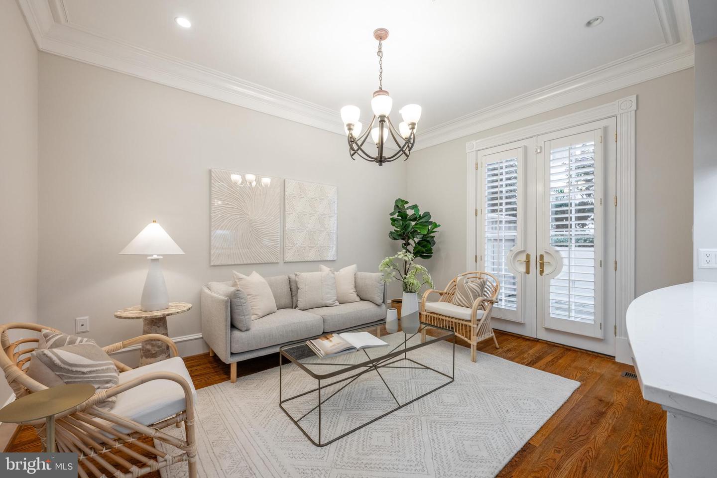 713 S UNION ST, ALEXANDRIA, Virginia 22314, 3 Bedrooms Bedrooms, ,4 BathroomsBathrooms,Residential,For sale,713 S UNION ST,VAAX2046772 MLS # VAAX2046772