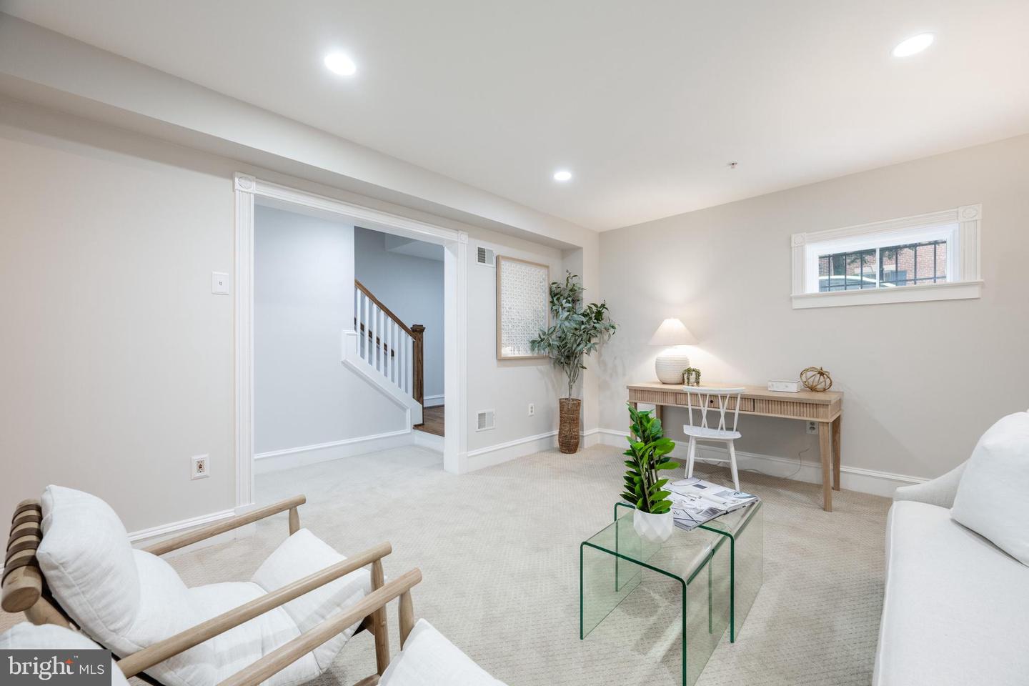 713 S UNION ST, ALEXANDRIA, Virginia 22314, 3 Bedrooms Bedrooms, ,4 BathroomsBathrooms,Residential,For sale,713 S UNION ST,VAAX2046772 MLS # VAAX2046772