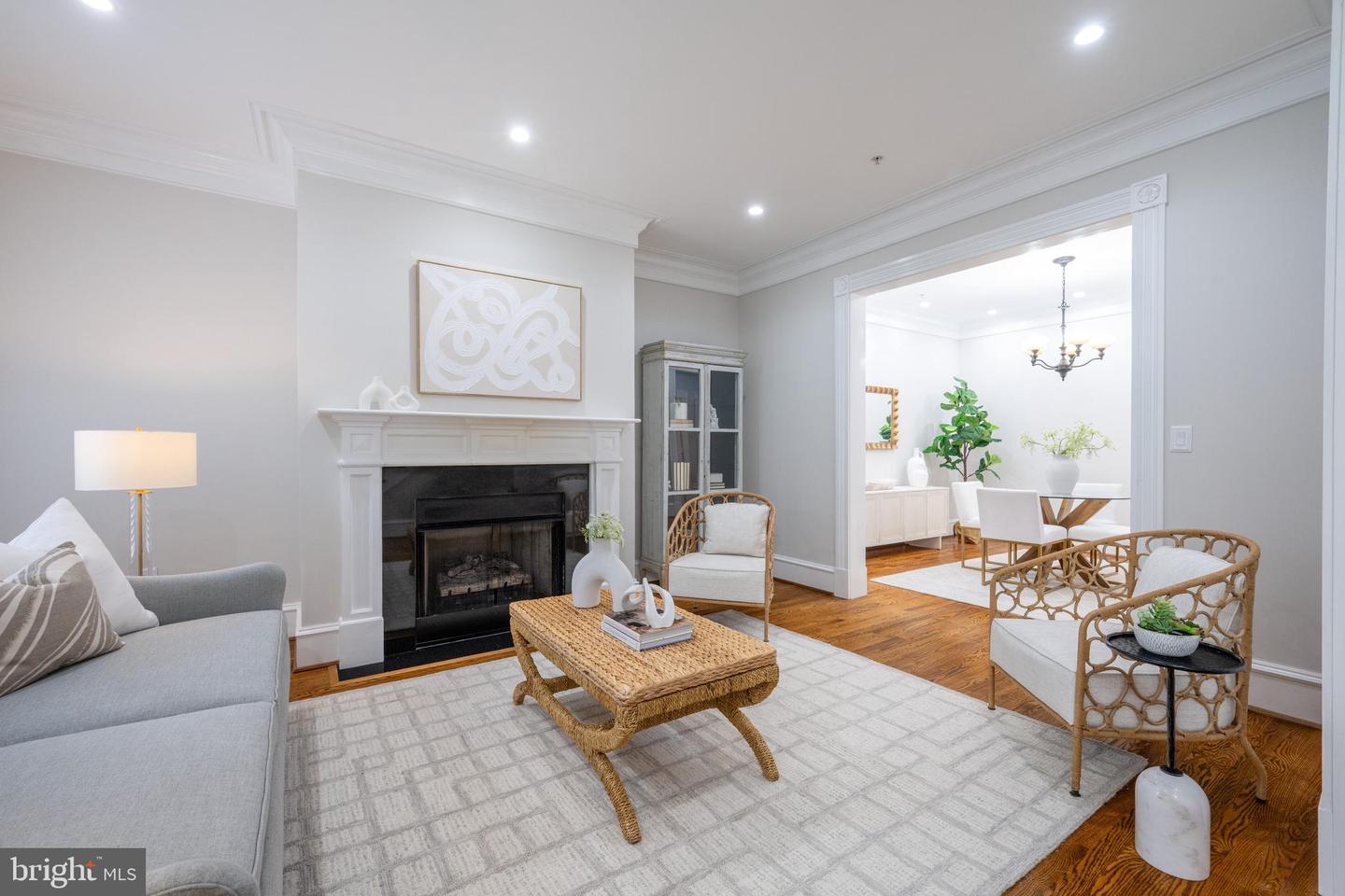 713 S UNION ST, ALEXANDRIA, Virginia 22314, 3 Bedrooms Bedrooms, ,4 BathroomsBathrooms,Residential,For sale,713 S UNION ST,VAAX2046772 MLS # VAAX2046772