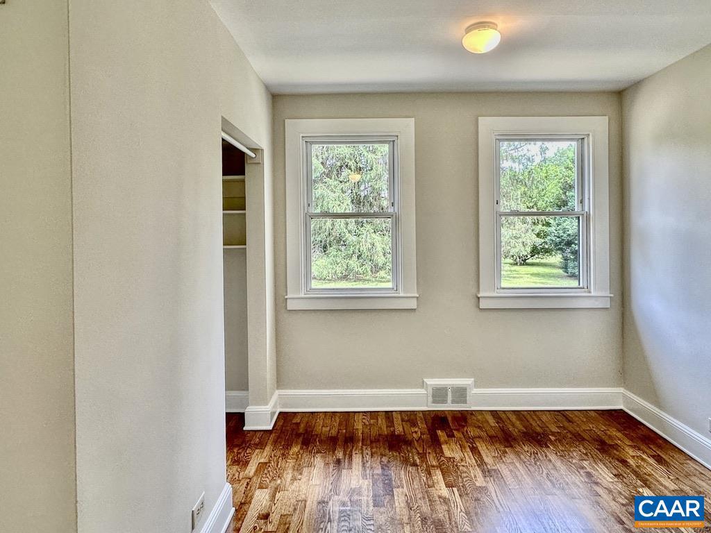 211 MARTINSBURG AVE, GORDONSVILLE, Virginia 22942, 2 Bedrooms Bedrooms, ,2 BathroomsBathrooms,Residential,For sale,211 MARTINSBURG AVE,665937 MLS # 665937