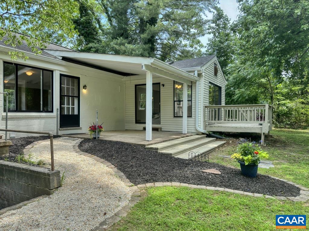 211 MARTINSBURG AVE, GORDONSVILLE, Virginia 22942, 2 Bedrooms Bedrooms, ,2 BathroomsBathrooms,Residential,For sale,211 MARTINSBURG AVE,665937 MLS # 665937