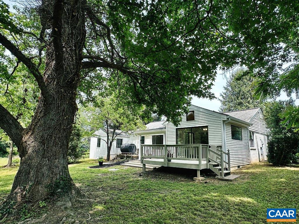 211 MARTINSBURG AVE, GORDONSVILLE, Virginia 22942, 2 Bedrooms Bedrooms, ,2 BathroomsBathrooms,Residential,For sale,211 MARTINSBURG AVE,665937 MLS # 665937