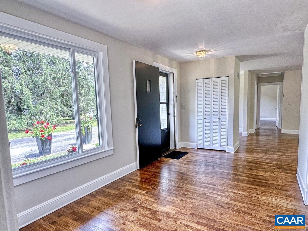 211 MARTINSBURG AVE, GORDONSVILLE, Virginia 22942, 2 Bedrooms Bedrooms, ,2 BathroomsBathrooms,Residential,For sale,211 MARTINSBURG AVE,665937 MLS # 665937
