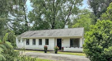 211 MARTINSBURG AVE, GORDONSVILLE, Virginia 22942, 2 Bedrooms Bedrooms, ,2 BathroomsBathrooms,Residential,For sale,211 MARTINSBURG AVE,665937 MLS # 665937