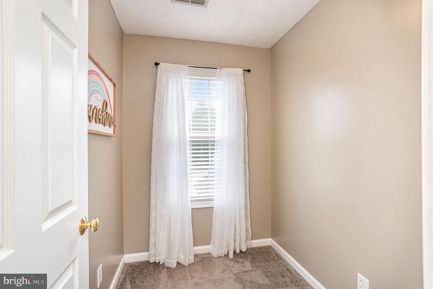 31 WESTMINSTER DR, FRONT ROYAL, Virginia 22630, 3 Bedrooms Bedrooms, ,3 BathroomsBathrooms,Residential,For sale,31 WESTMINSTER DR,VAWR2011548 MLS # VAWR2011548
