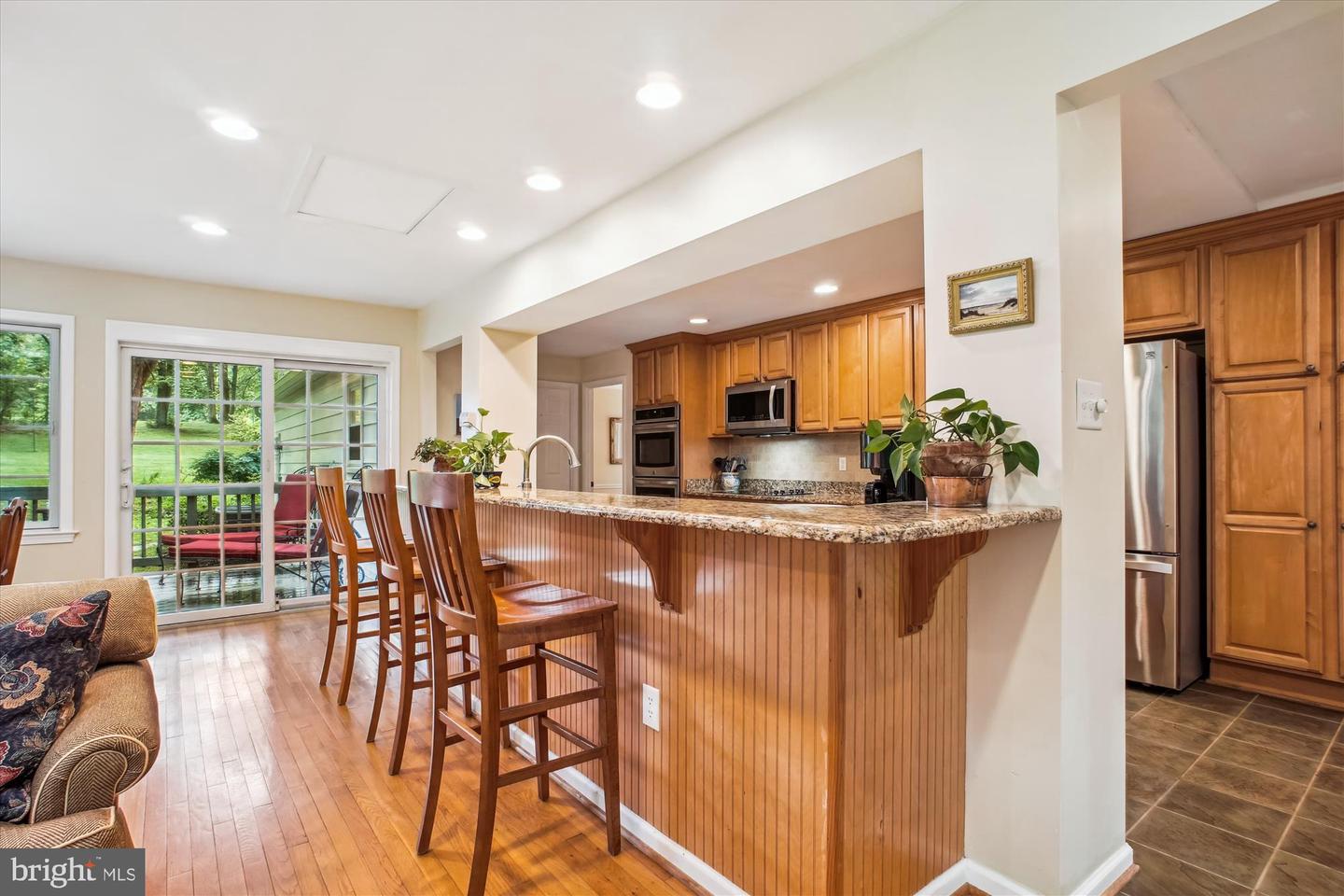 3010 PHYLLMAR PL, OAKTON, Virginia 22124, 5 Bedrooms Bedrooms, ,3 BathroomsBathrooms,Residential,For sale,3010 PHYLLMAR PL,VAFX2248134 MLS # VAFX2248134