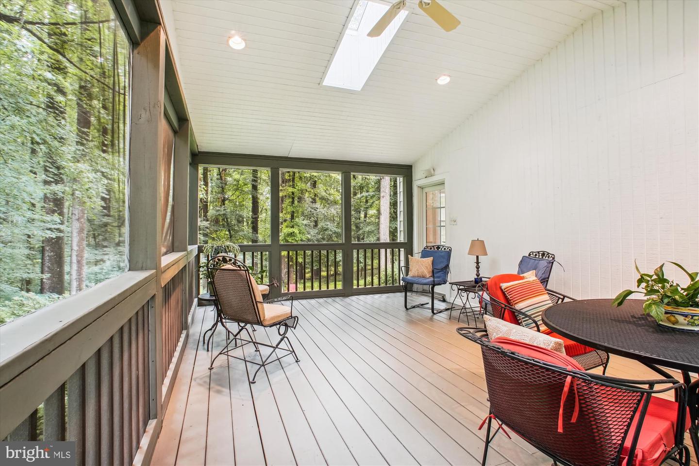 3010 PHYLLMAR PL, OAKTON, Virginia 22124, 5 Bedrooms Bedrooms, ,3 BathroomsBathrooms,Residential,For sale,3010 PHYLLMAR PL,VAFX2248134 MLS # VAFX2248134