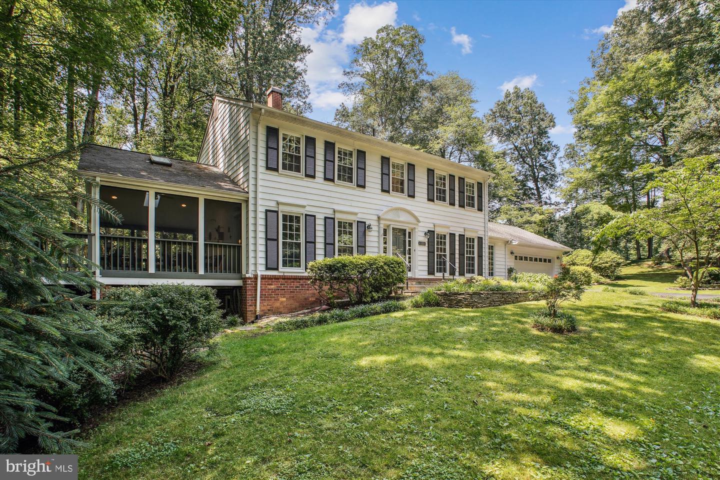 3010 PHYLLMAR PL, OAKTON, Virginia 22124, 5 Bedrooms Bedrooms, ,3 BathroomsBathrooms,Residential,For sale,3010 PHYLLMAR PL,VAFX2248134 MLS # VAFX2248134