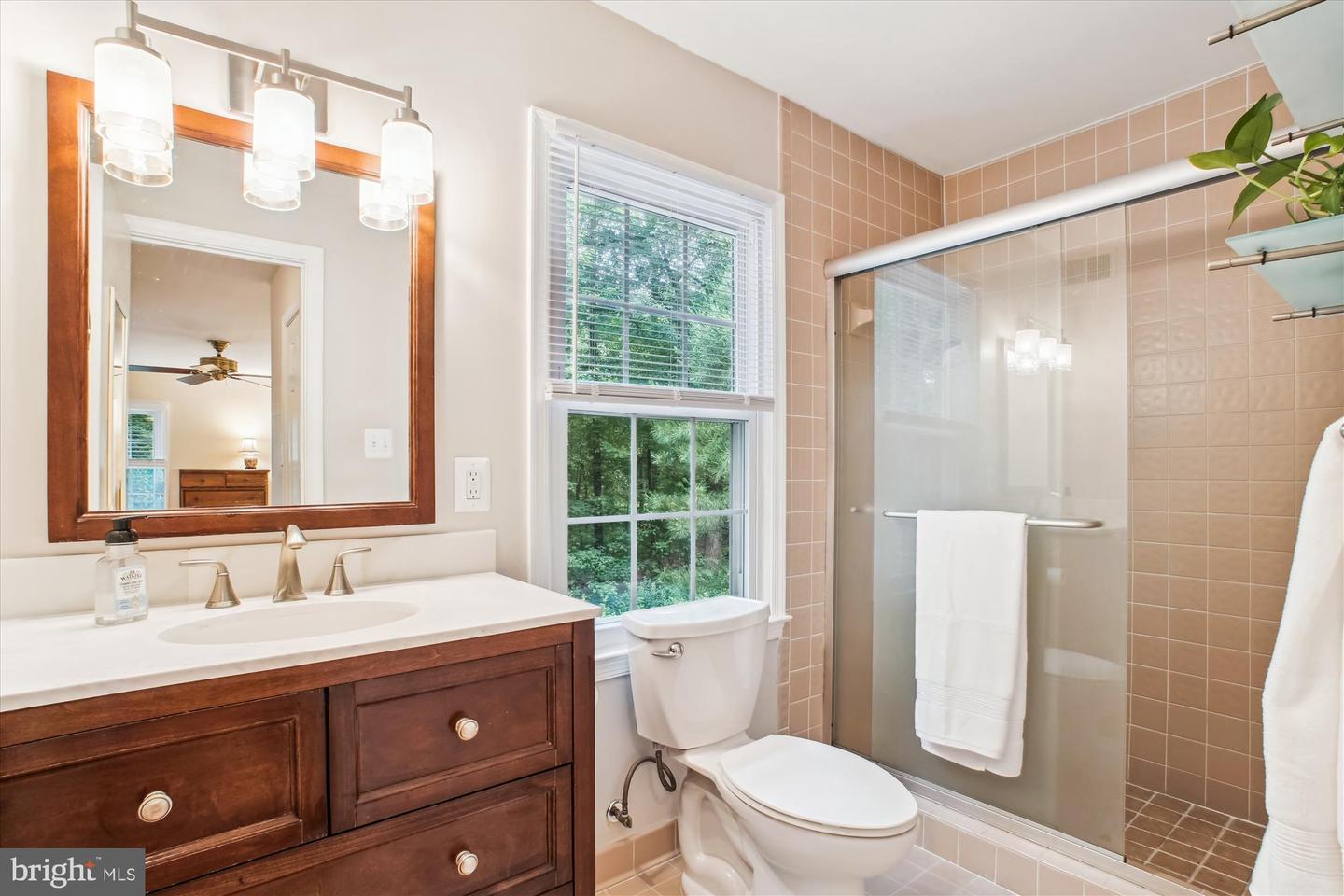 3010 PHYLLMAR PL, OAKTON, Virginia 22124, 5 Bedrooms Bedrooms, ,3 BathroomsBathrooms,Residential,For sale,3010 PHYLLMAR PL,VAFX2248134 MLS # VAFX2248134