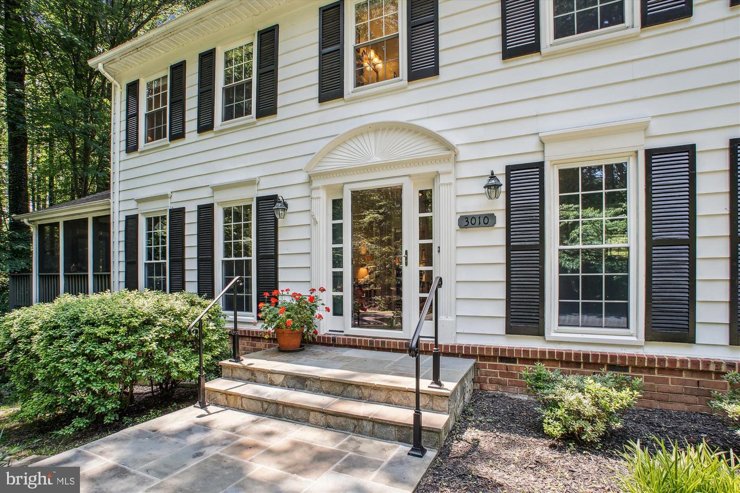 3010 PHYLLMAR PL, OAKTON, Virginia 22124, 5 Bedrooms Bedrooms, ,3 BathroomsBathrooms,Residential,For sale,3010 PHYLLMAR PL,VAFX2248134 MLS # VAFX2248134
